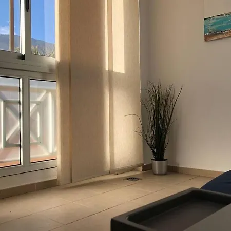 Beach And Relax Caletillas /wifi/netflix/garage Apartamento *