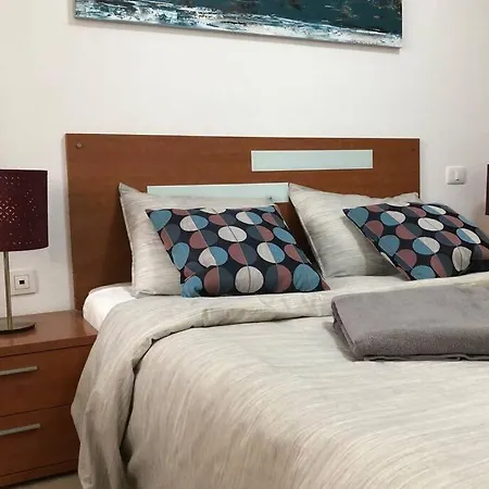 Beach And Relax Caletillas /wifi/netflix/garage